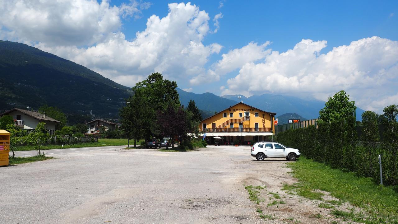 Albergo Alla Stazione Roncegno Exterior photo